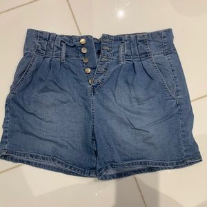 D. JEANS SHORTS HIGH RISE BUTTON UP NO ZIPPER